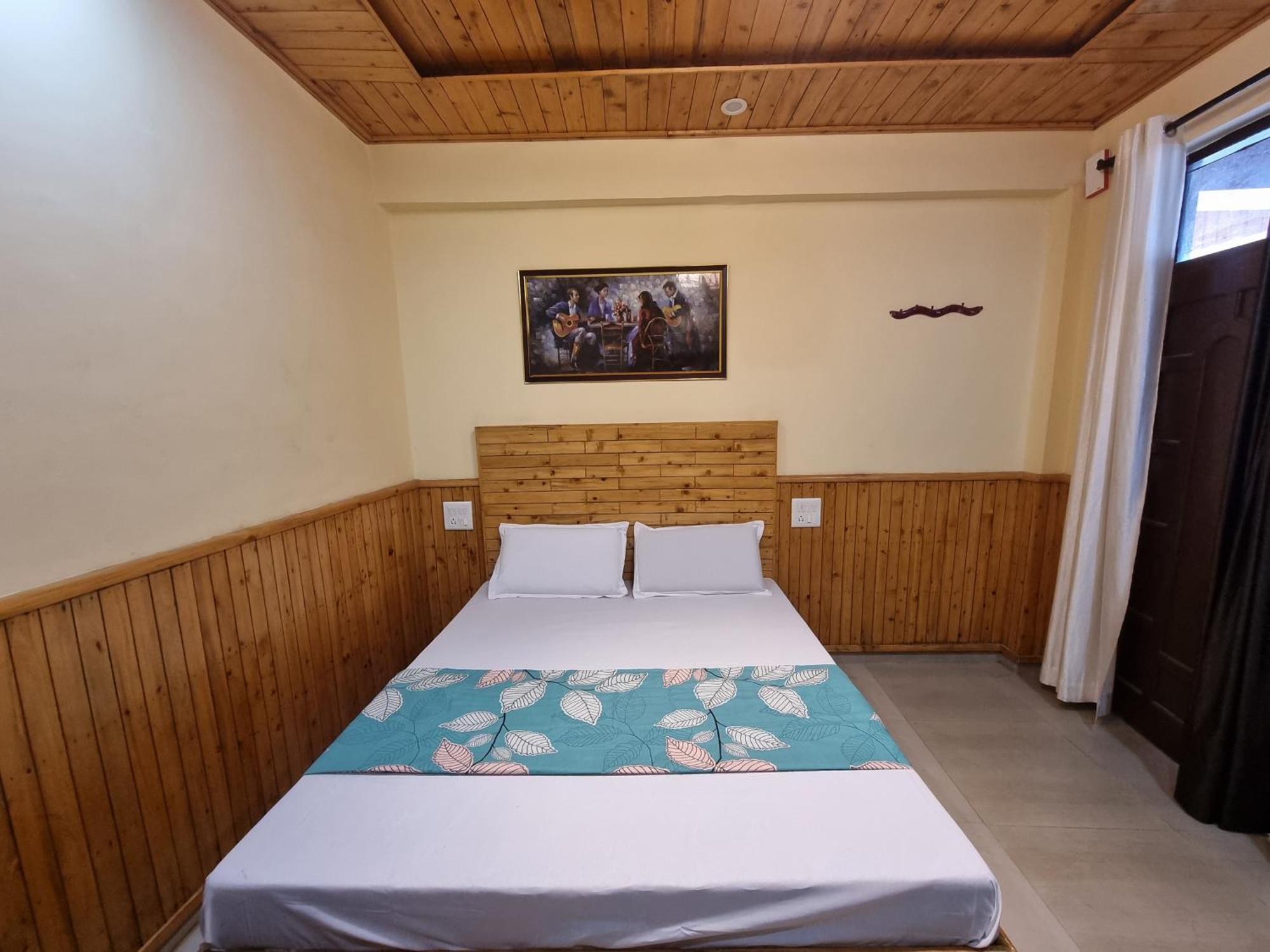 Forest Vibes Kalatop-Rooms And Restaurant Далхаузи Экстерьер фото