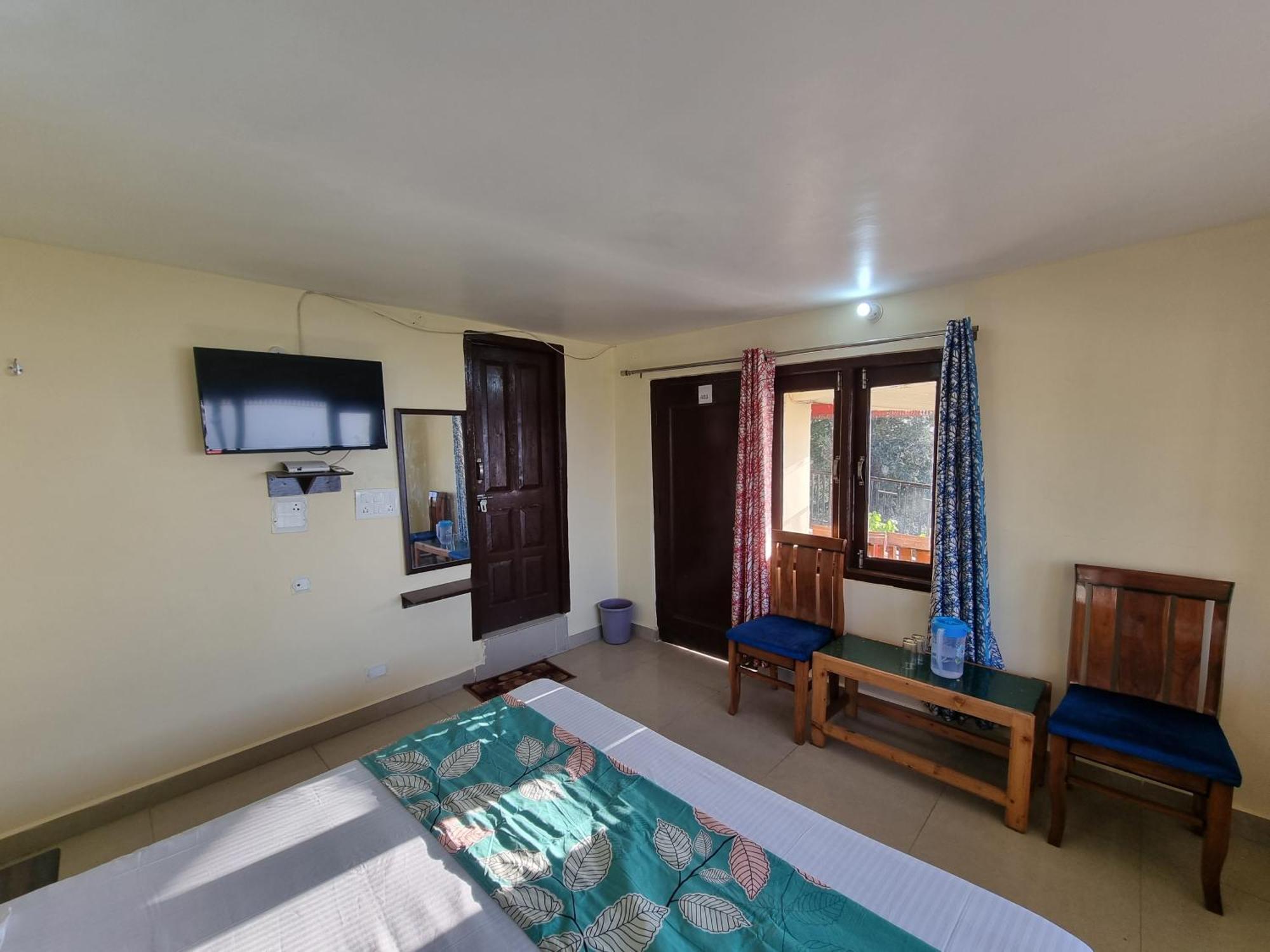 Forest Vibes Kalatop-Rooms And Restaurant Далхаузи Экстерьер фото