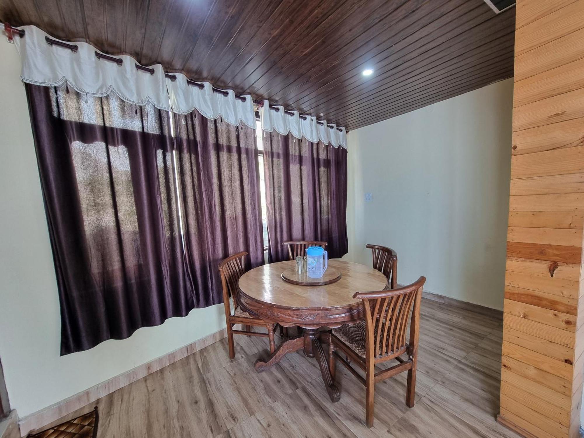 Forest Vibes Kalatop-Rooms And Restaurant Далхаузи Экстерьер фото
